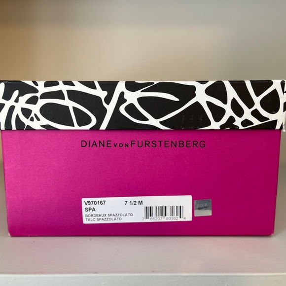 Diane von Fürstenberg Talc Spazzolato Ankle Boots (NIB) - Picture 7 of 7